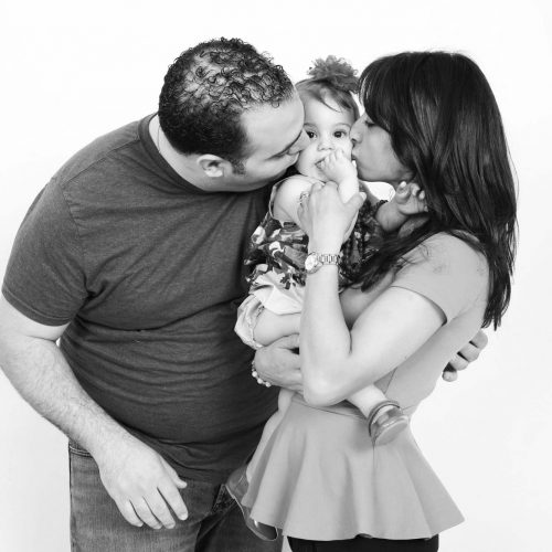 Séance famille en studio – parents et enfants